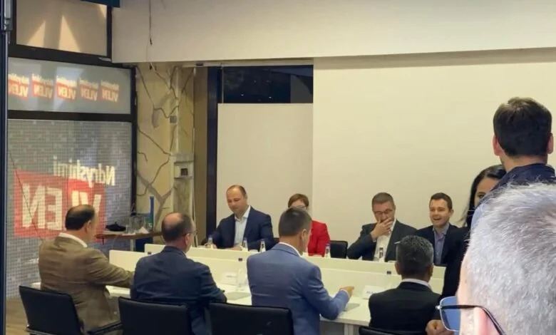 Bisedimet për formimin e qeverisë VMRO VLEN  ja ekipet negociatore