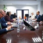 Afrim Gashi takon drejtorin e NDI-së për Europë dhe Euroazi, Scott Bates