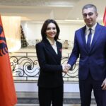 Bekim Sali uron popullin turk për Ditën e Arsimit në Gjuhën Turke